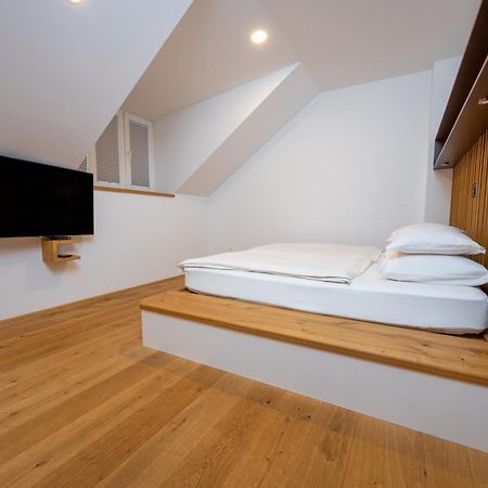 Cirus Apartments โคตเชวิเย ภายนอก รูปภาพ