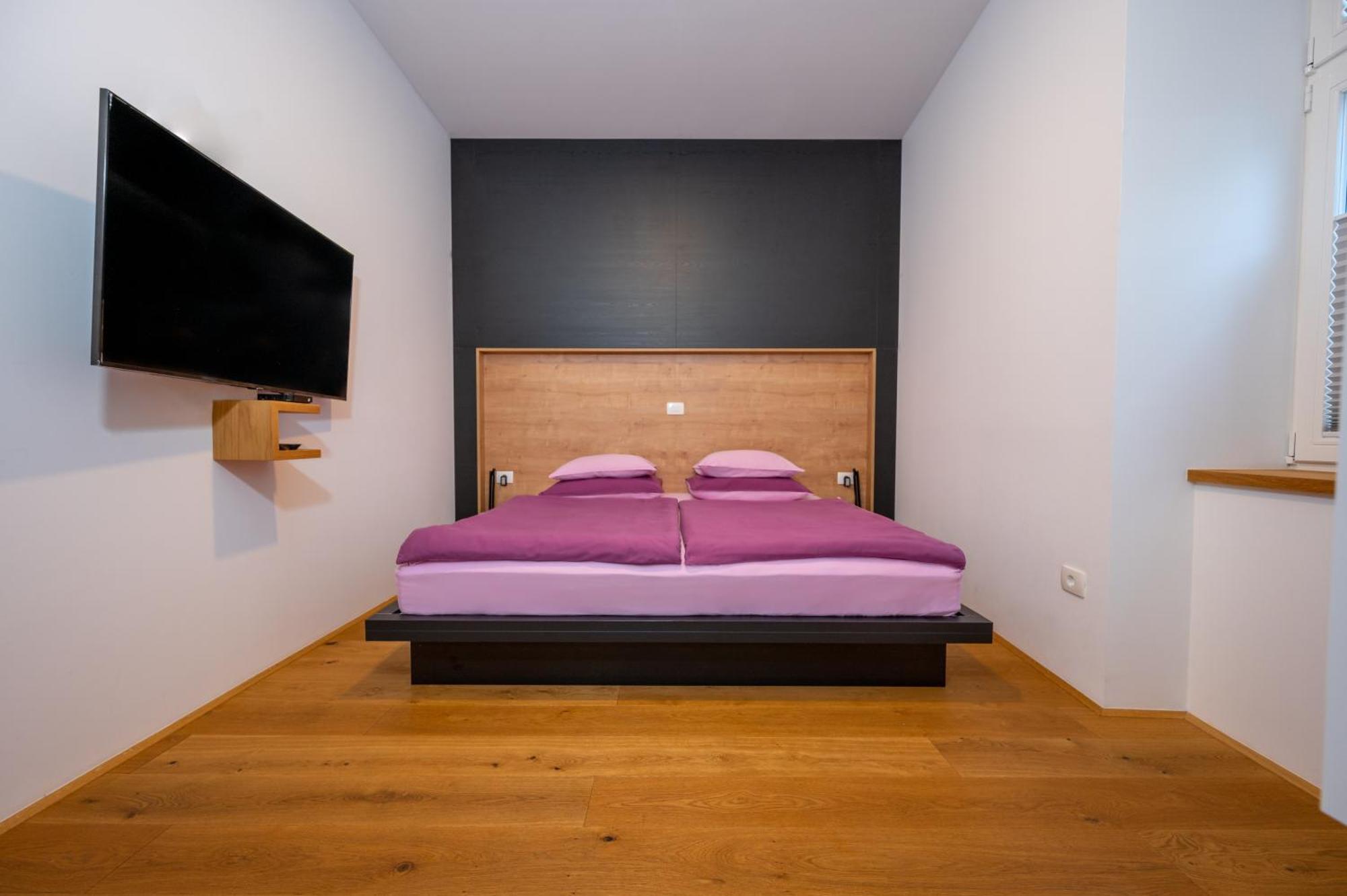 Cirus Apartments โคตเชวิเย ภายนอก รูปภาพ