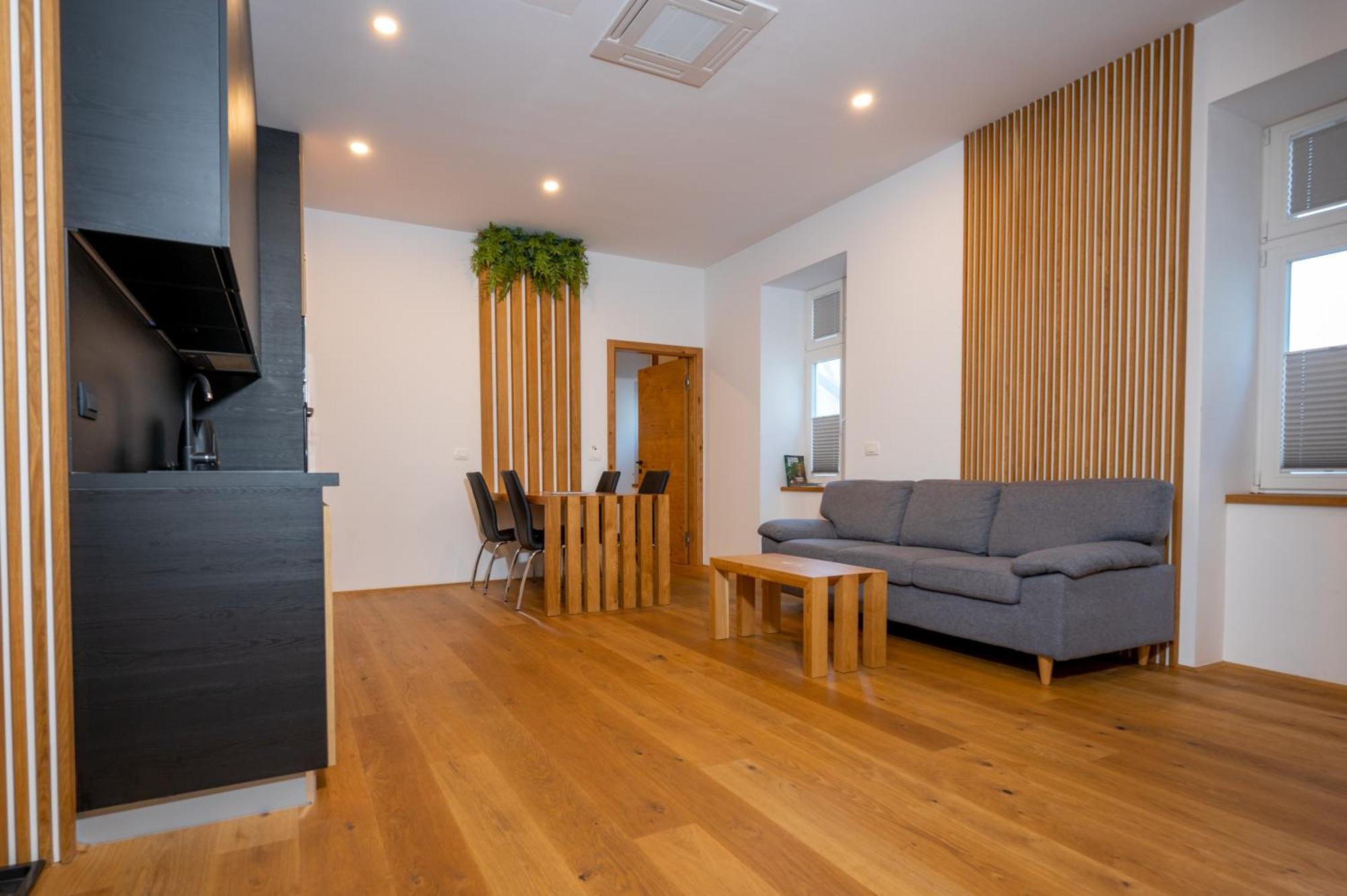 Cirus Apartments โคตเชวิเย ภายนอก รูปภาพ